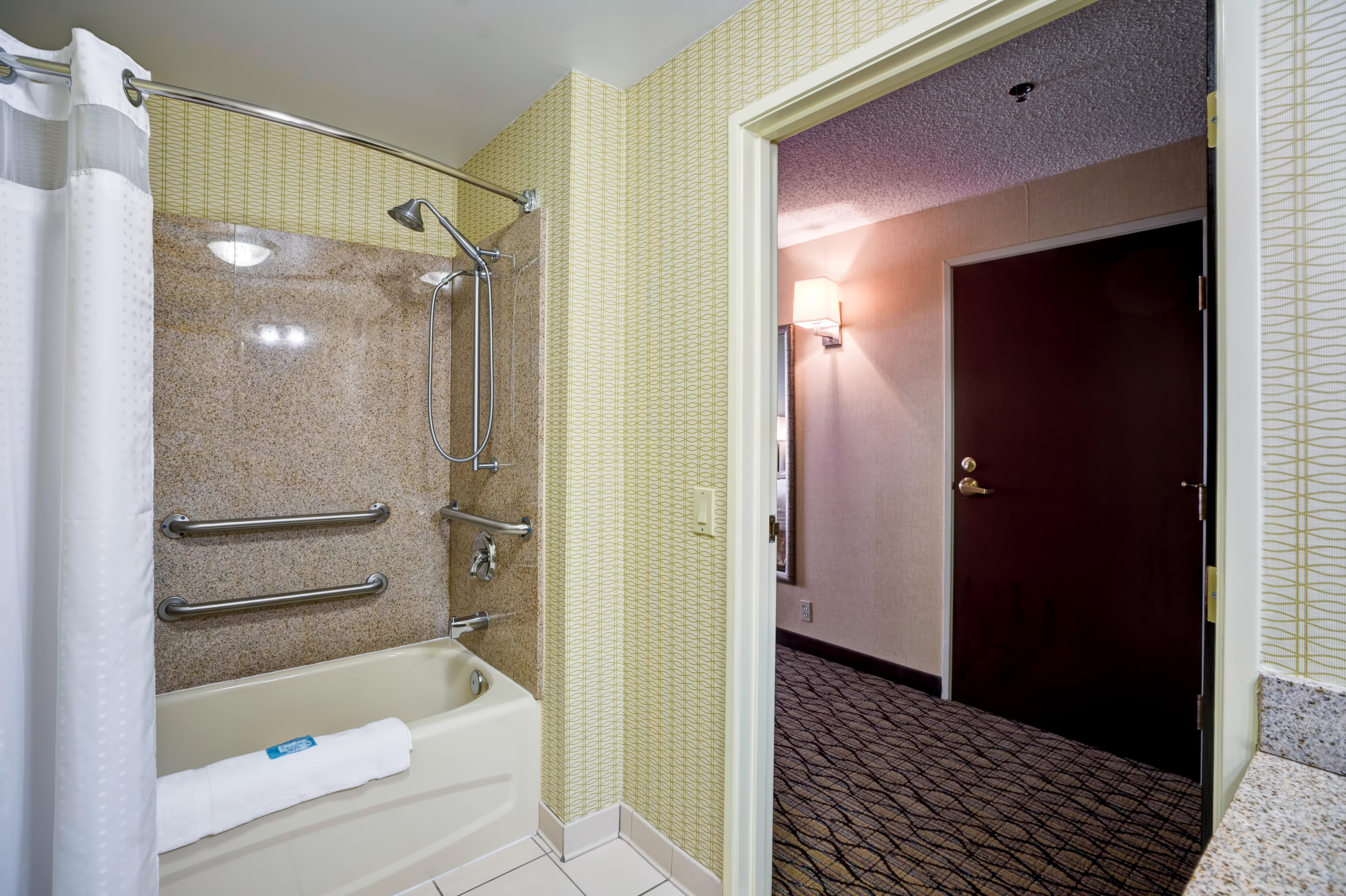 Holiday Inn Express Hotel & Suites Christiansburg By Ihg Dış mekan fotoğraf